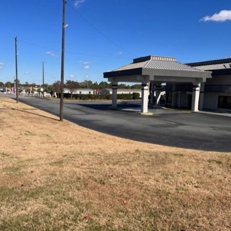Dublin Inn And Suites ภายนอก รูปภาพ