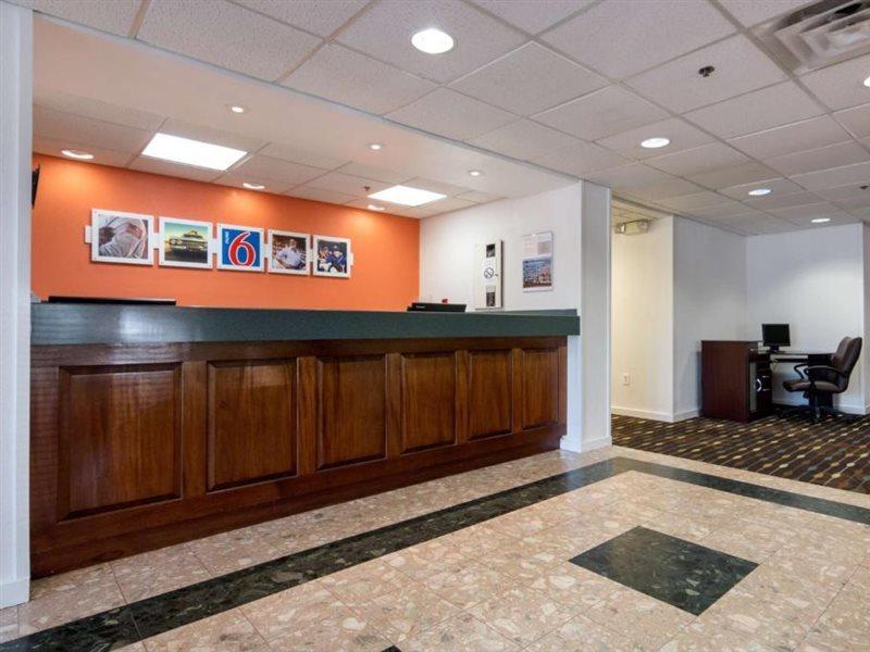 Dublin Inn And Suites ภายนอก รูปภาพ