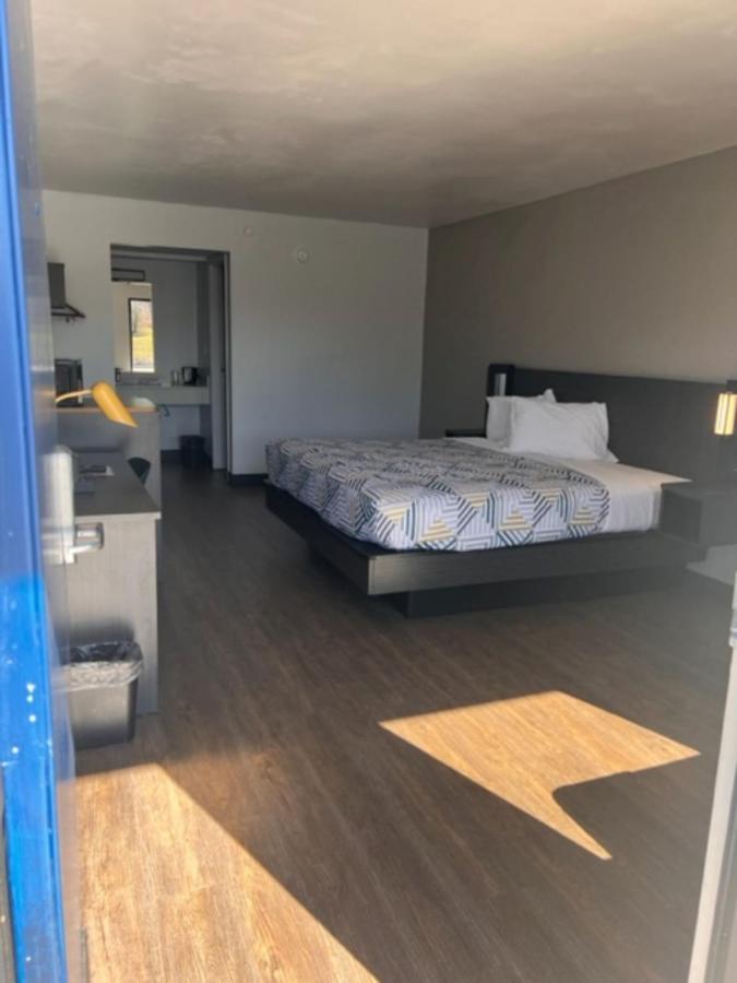 Dublin Inn And Suites ภายนอก รูปภาพ